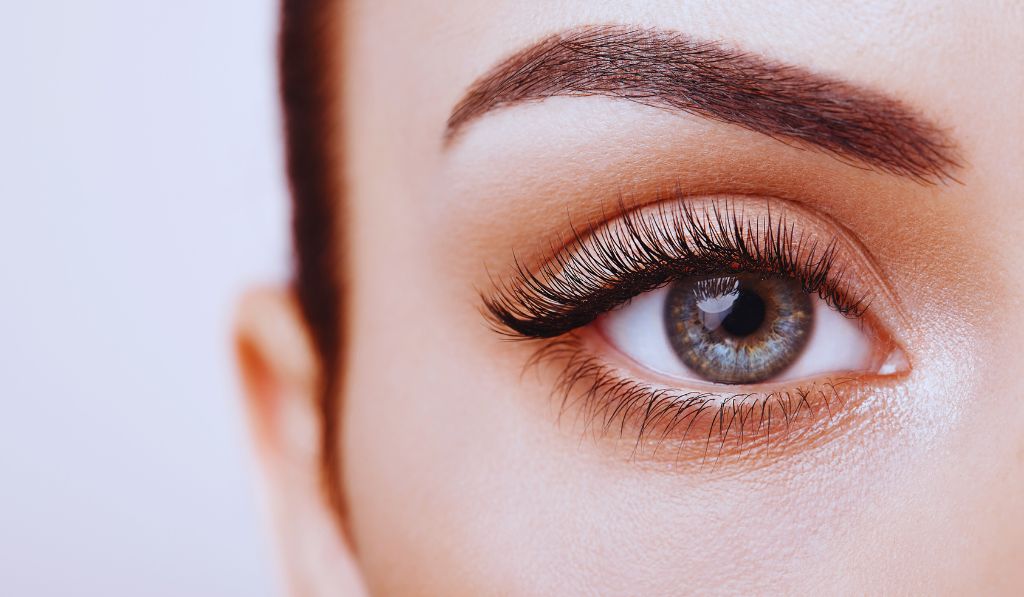 Balance with Lower Lash Line